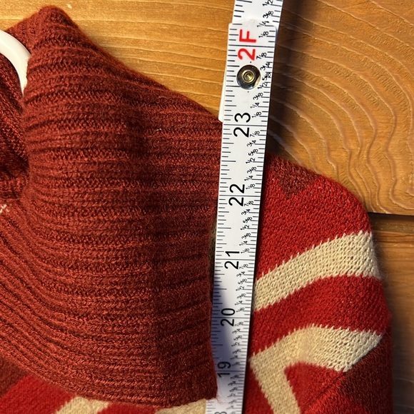 Art and Soul Womens  Cardigan Sweater L Red Beige Long Sleeve Retro Chic Vintage - Picture 3 of 7